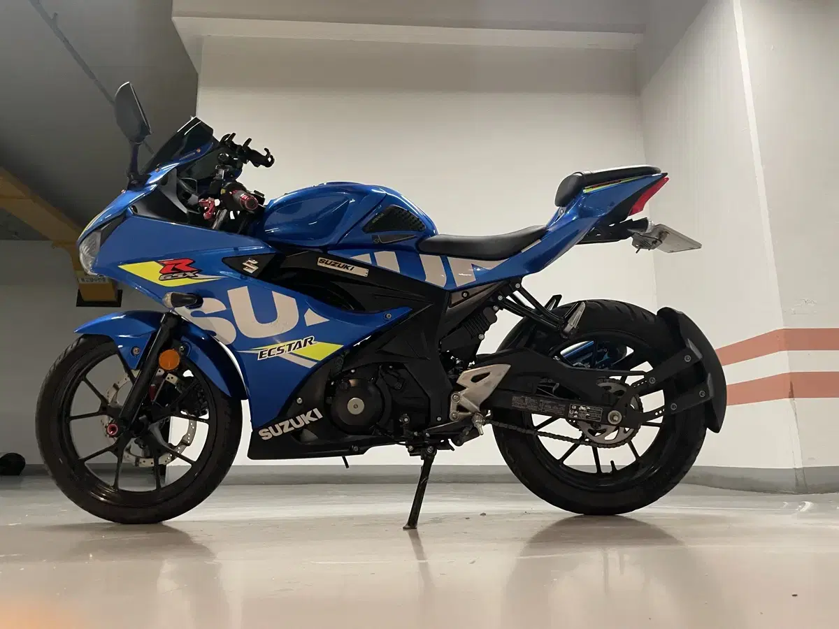 스즈키 GSX-R 125 / 19년형 / 2만키로대 / 요시무라 풀배기